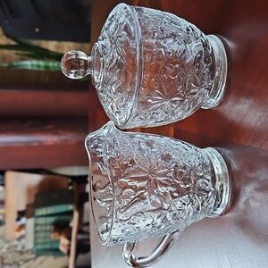 Poinsettia Pattern Cream & Sugar, 3-Piece Set